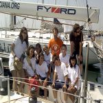 Una decena de niños de hasta seis países navegarón en el Punto Solidario